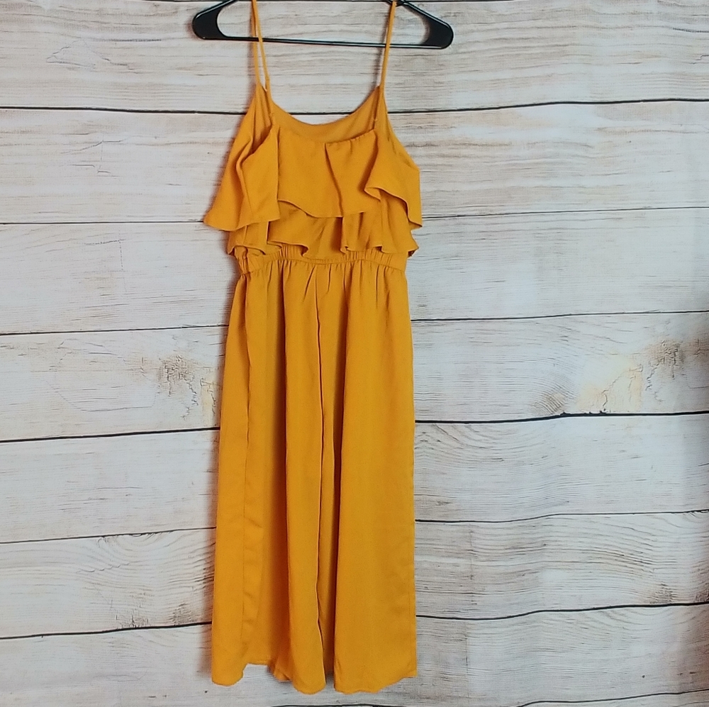 New One Clothing yellow jumpsuit crop romper - Picture 5 of 5